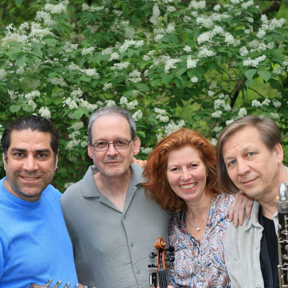 Ensemble-megaphon_@markus-Golletz-web3